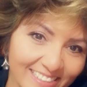 Consuelo Cruz
