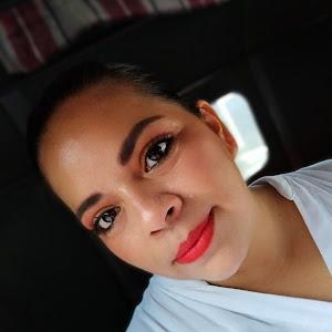Laura Colin
