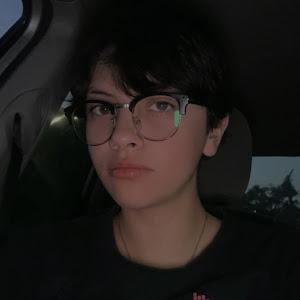 ANA DANIELA GONZALEZ