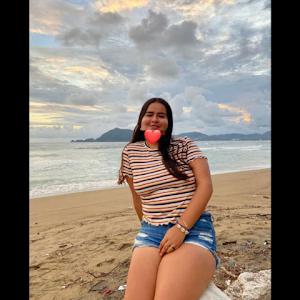 FLORES MARTINEZ JULIANA