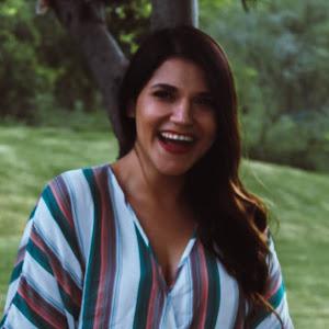 Maestra Evelyn Daniel