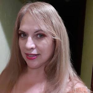 Blanca Flores