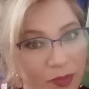 MARTHA CASTELLANOS