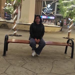 Eunice Flores